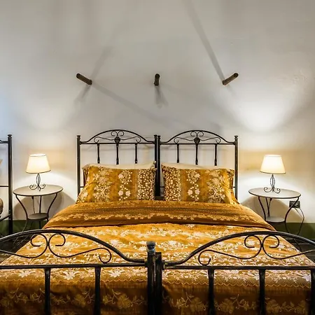 Authentic Sicilian Charm, Pool, Sea View, Wi-fi & Parking