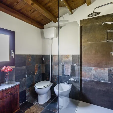 Villa Authentic Sicilian Charm, Pool, Sea View, Wi-fi & Parking *