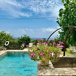 Authentic Sicilian Charm, Pool, Sea View, Wi-fi & Parking Villa