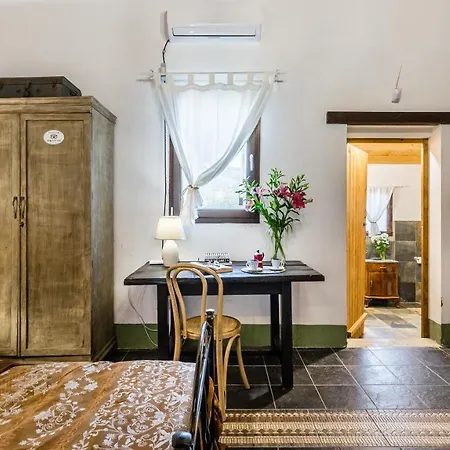 Villa Authentic Sicilian Charm, Pool, Sea View, Wi-fi & Parking Avola