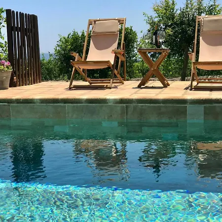 Authentic Sicilian Charm, Pool, Sea View, Wi-fi & Parking *
