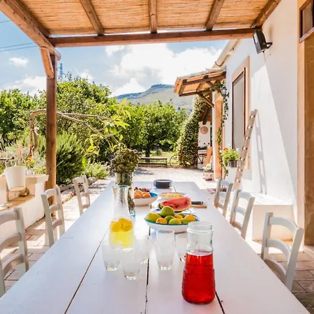 Authentic Sicilian Charm, Pool, Sea View, Wi-fi & Parking Villa